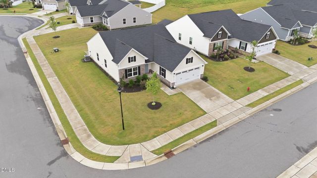 82 Coble Farms Place, Fuquay Varina, NC 27526