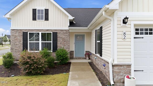 82 Coble Farms Place, Fuquay Varina, NC 27526