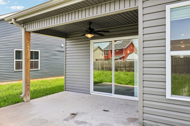 203 Clark Rd, Clarksville, TN 37042