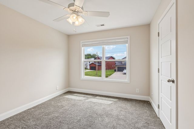 203 Clark Rd, Clarksville, TN 37042