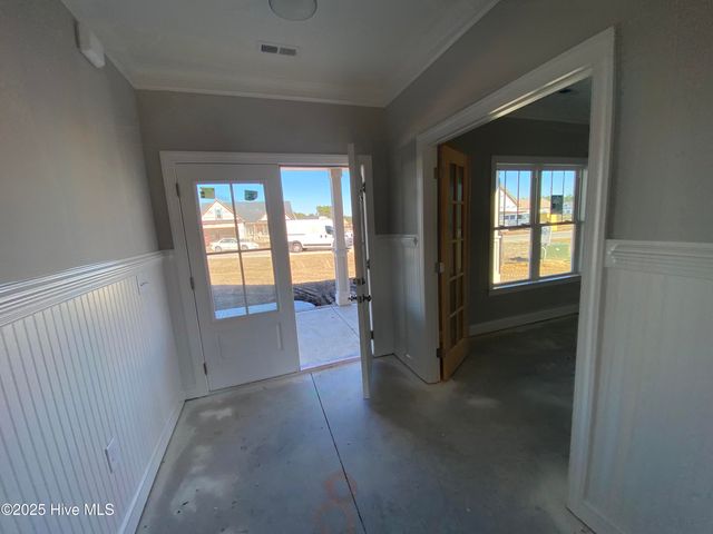 206 Rae Drive, Pikeville, NC 27863