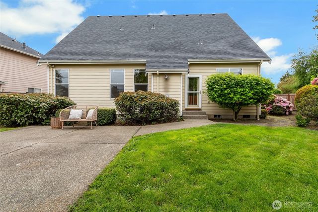 2113 12th Ave NW, Puyallup, WA 98371