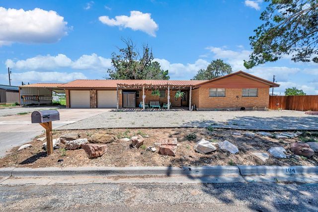 104 Heaton Road, Big Spring, TX 79720