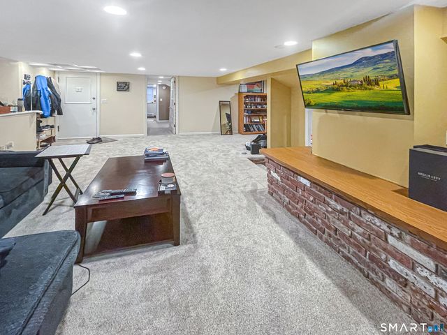 833 Summer Street E, Stamford, CT 06901