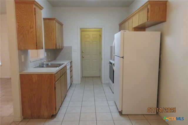 2606 Edgefield Street, Killeen, TX 76549