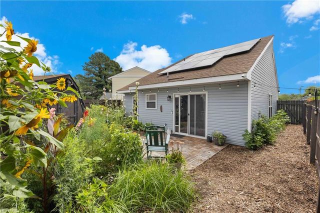 3806 Sugar Creek CIR, Portsmouth, VA 23703