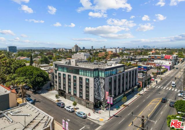 5570 Melrose 405, Los Angeles, CA 90038