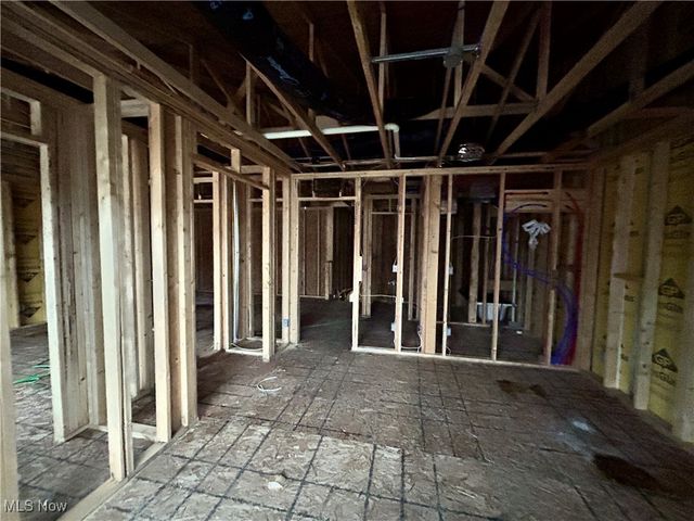 5082 Shepherds Glen, Willoughby, OH 44094