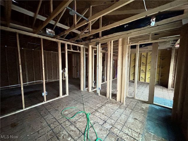 5082 Shepherds Glen, Willoughby, OH 44094