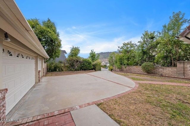 5523 Ember Court, Agoura Hills, CA 91301