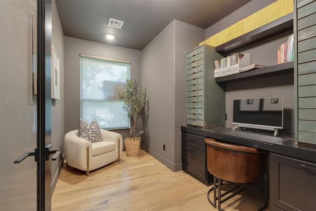 251 Old Farm Road, Edmond, OK 73034