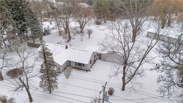 6921 Bear Ridge Road, Pendleton, NY 14120