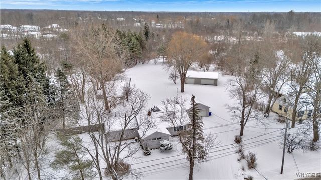 6921 Bear Ridge Road, Pendleton, NY 14120