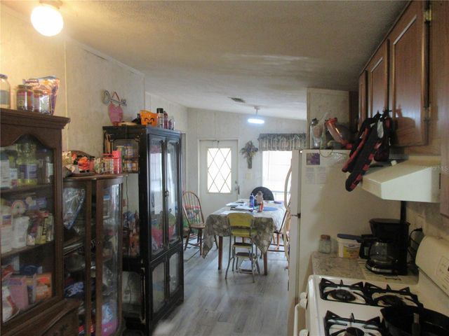 5790 SE 183RD TERRACE, Ocklawaha, FL 32179