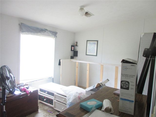 5790 SE 183RD TERRACE, Ocklawaha, FL 32179