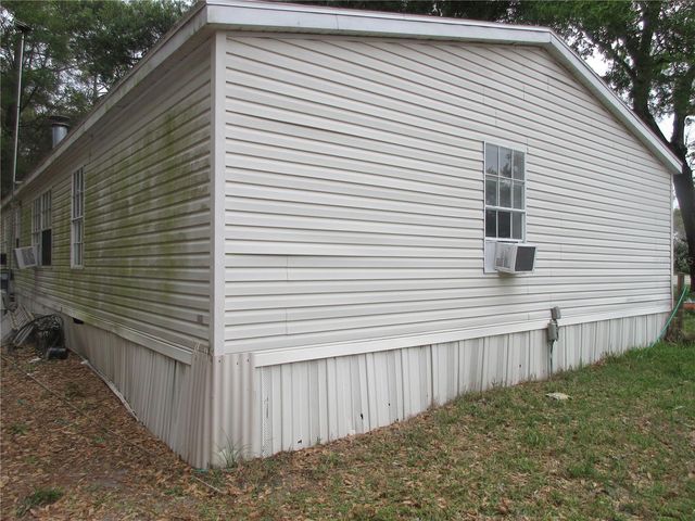 5790 SE 183RD TERRACE, Ocklawaha, FL 32179