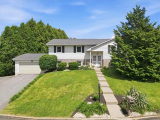 2705 Andrea Drive, Salisbury Twp, PA 18103