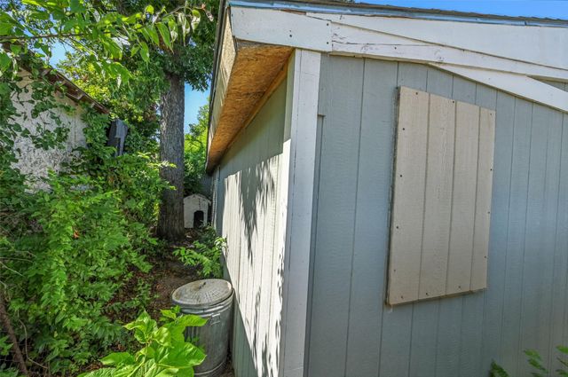 110 N Marlborough Avenue, Dallas, TX 75208