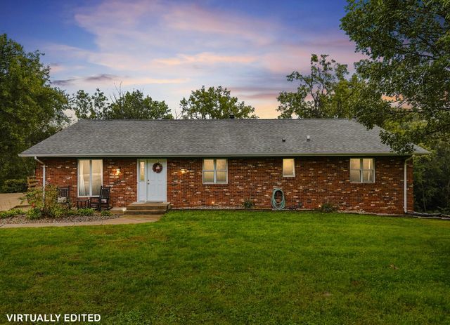 10001 35th Street, Rock Island, IL 61201