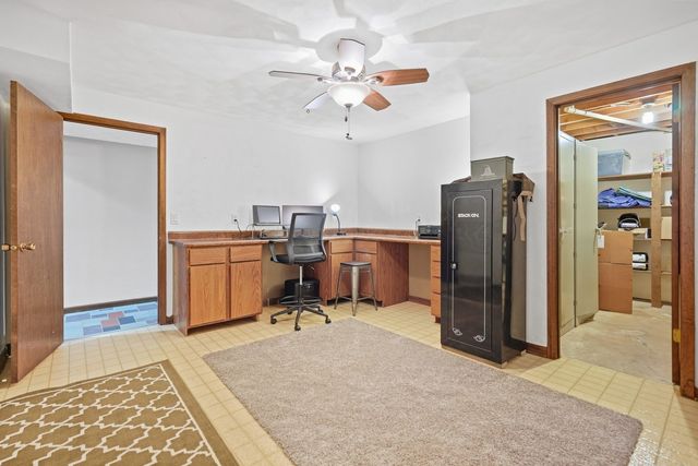 10001 35th Street, Rock Island, IL 61201