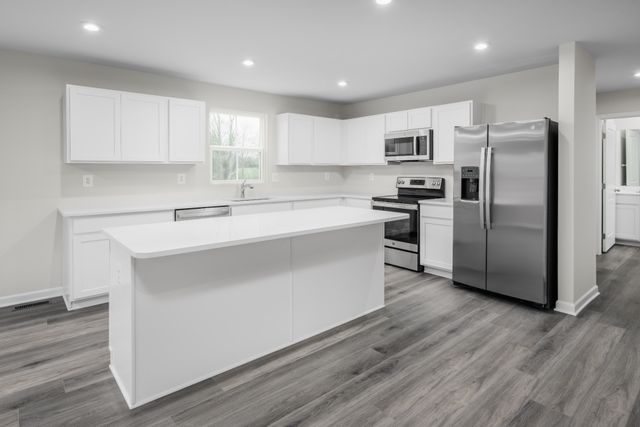 924 Horseshoe Dr, Smyrna, TN 37167