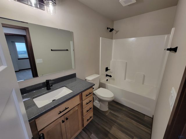 5317 BUNKER DR, Rapid City, SD 57701