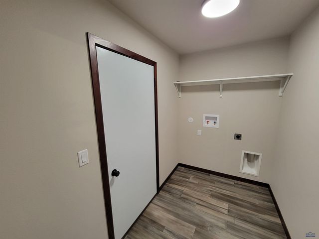 5317 BUNKER DR, Rapid City, SD 57701