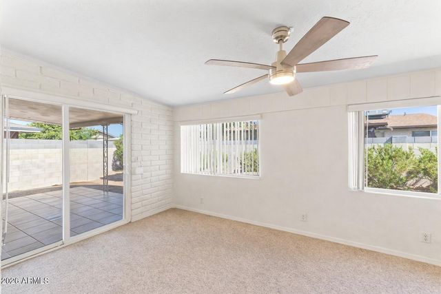 4256 E DOLPHIN Avenue, Mesa, AZ 85206