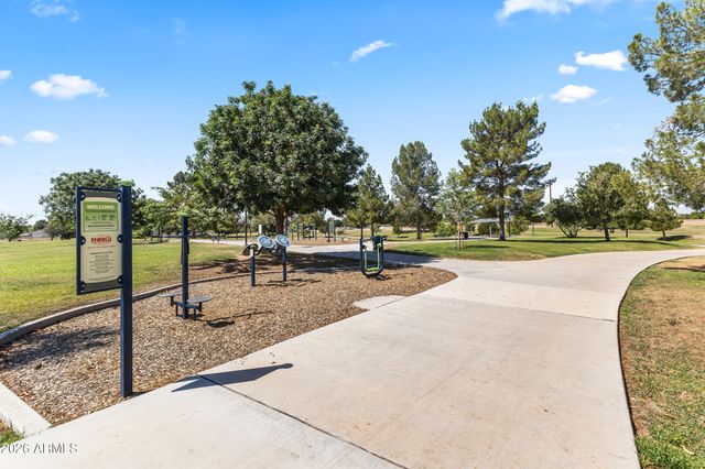 4256 E DOLPHIN Avenue, Mesa, AZ 85206