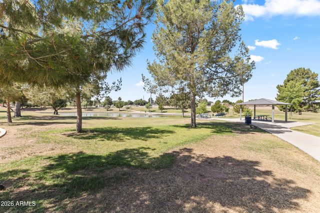 4256 E DOLPHIN Avenue, Mesa, AZ 85206