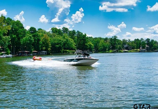 1428 Lakeshore Dr, Hideaway, TX 75771