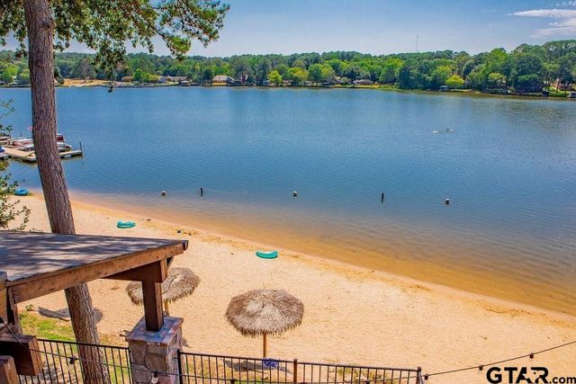 1428 Lakeshore Dr, Hideaway, TX 75771