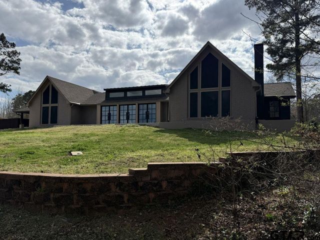 1428 Lakeshore Dr, Hideaway, TX 75771