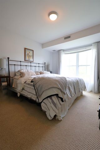 287 Mascoma St Unit 305, Lebanon, NH 03766