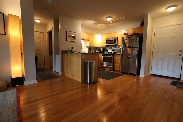 287 Mascoma St Unit 305, Lebanon, NH 03766