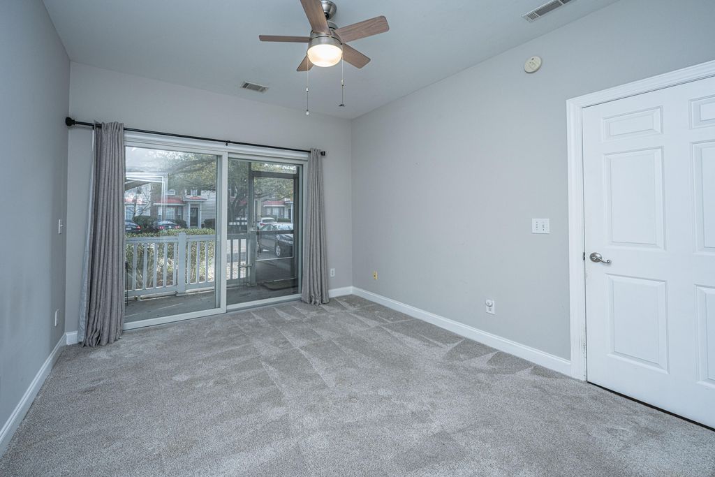 Image 17 of property listing at 4005 Radcliffe Place Drive A-3, Charleston, SC 29414