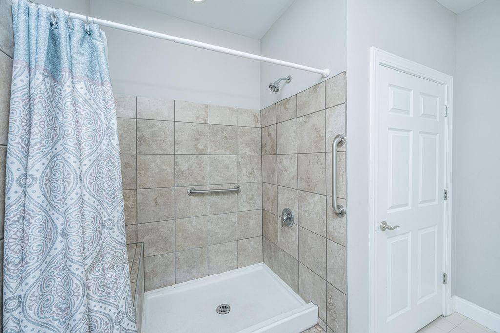 Image 19 of property listing at 4005 Radcliffe Place Drive A-3, Charleston, SC 29414