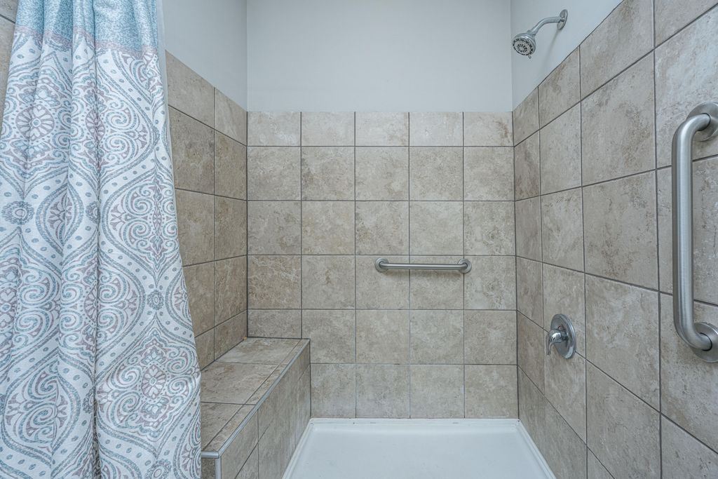 Image 20 of property listing at 4005 Radcliffe Place Drive A-3, Charleston, SC 29414