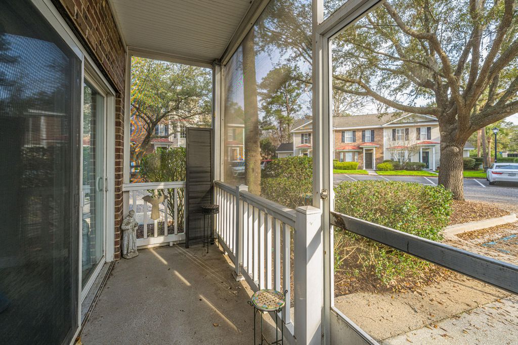 Image 27 of property listing at 4005 Radcliffe Place Drive A-3, Charleston, SC 29414