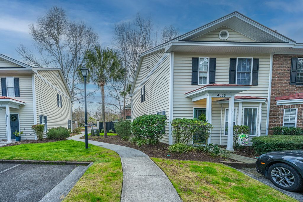 Image 29 of property listing at 4005 Radcliffe Place Drive A-3, Charleston, SC 29414