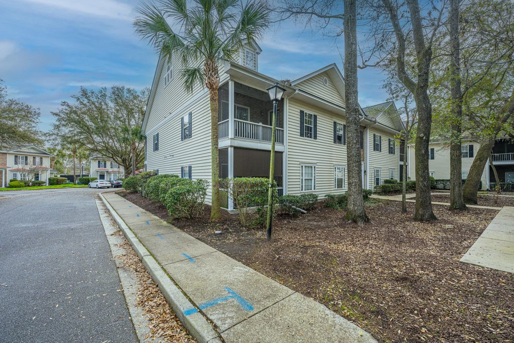 Image 30 of property listing at 4005 Radcliffe Place Drive A-3, Charleston, SC 29414