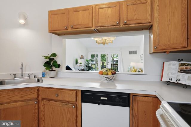 7013 BRIDGEPOINTE DR, Chester, MD 21619