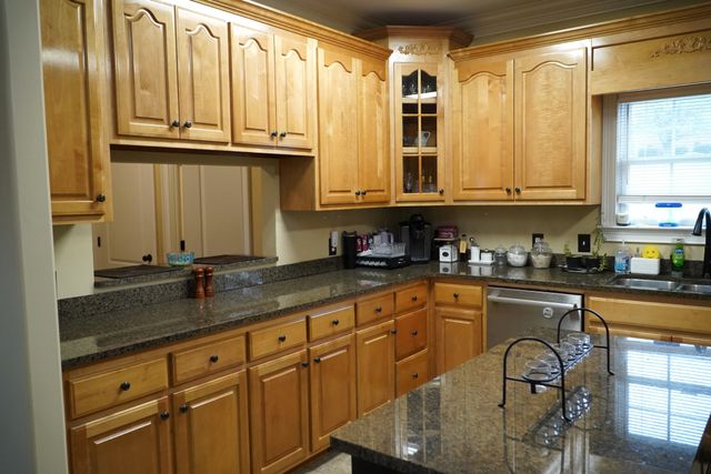 912 Dogwood Dr, Fayetteville, TN 37334