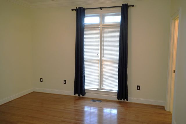 912 Dogwood Dr, Fayetteville, TN 37334