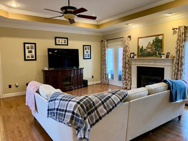 912 Dogwood Dr, Fayetteville, TN 37334