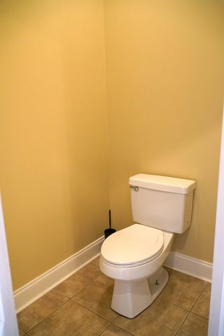 912 Dogwood Dr, Fayetteville, TN 37334