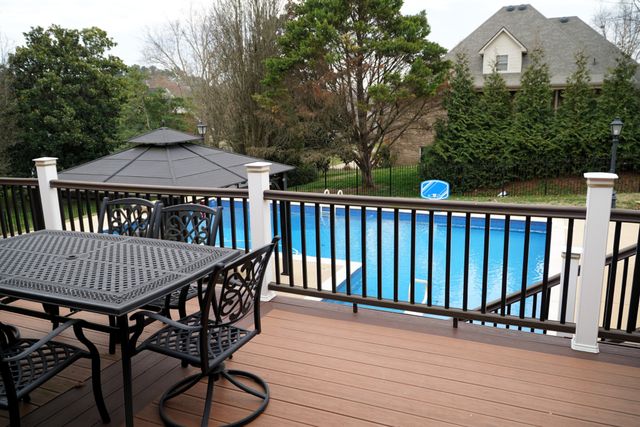 912 Dogwood Dr, Fayetteville, TN 37334