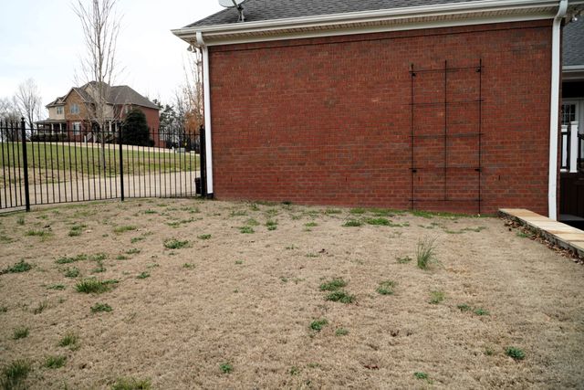 912 Dogwood Dr, Fayetteville, TN 37334