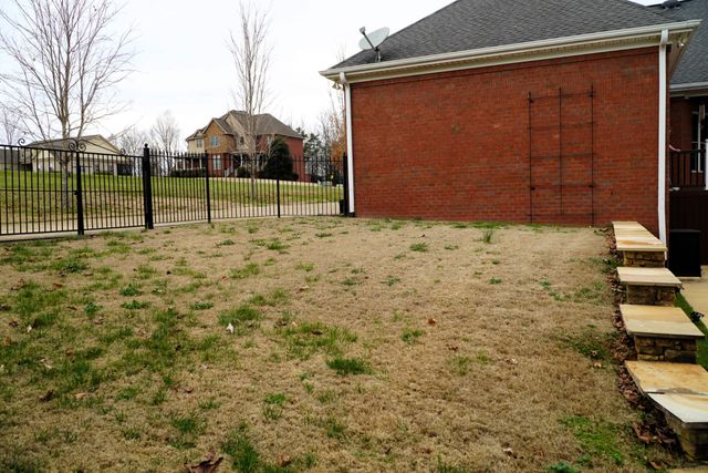 912 Dogwood Dr, Fayetteville, TN 37334