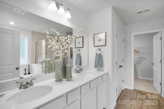 1631 Piper Creek, Newton, NC 28658